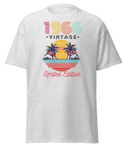 1966 Classic Vintage Limited Edition T-shirt Present for born in 1966