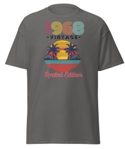 1968 Classic Vintage Limited Edition T-shirt Present for born in 1968