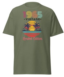 1965 Classic Vintage Limited Edition T-shirt Present for born in 1965