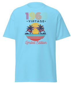1968 Classic Vintage Limited Edition T-shirt Present for born in 1968