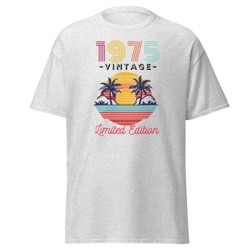 1975 Classic Vintage Limited Edition T-Shirt Present For Born In 1975