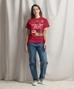 I'm Only Here For The Presents T-Shirt Christmas T-shirt For Men - Image 3