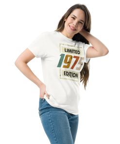 1975 Birthday Year Gift T-shirt Born In 1975 Limited Edition T-shirt
