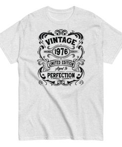 Vintage 1976 Aged To Perfection Gift T-shirt 1976 Birth Year