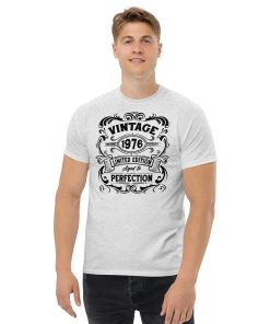Vintage 1976 Aged To Perfection Gift T-shirt 1976 Birth Year