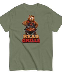 Bear Grills T-shirt – Funny Bear at a BBQ Grilling T-shirt gift