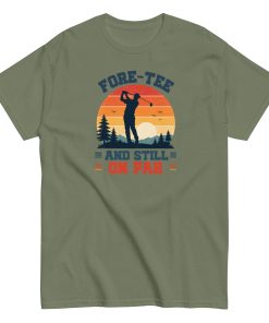 Golf 40th Birthday Gift T-shirt 40 And Still On Par